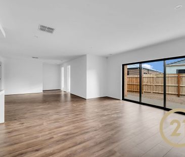 Stylish 4-Bedroom Family Home in Deanside - Photo 3