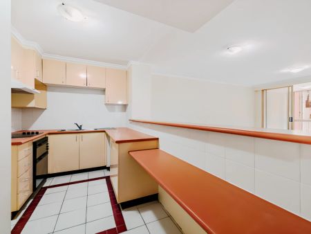 2 bed 1 bath 1c - Photo 5