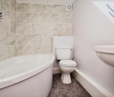 3 bedroom terraced house to rent - Photo 5