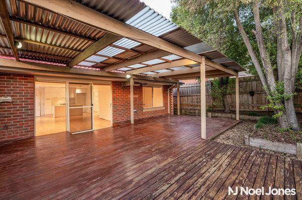 2/13-15 Bardia Street, RINGWOOD - Photo 1