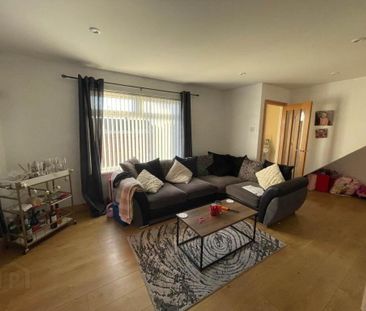 4 Fulmar Avenue, Carrickfergus, BT38 7RR - Photo 1