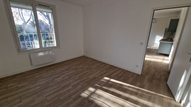 Saint victoret dans un petit immeuble un appartement de type 2 meublé, - Photo 1