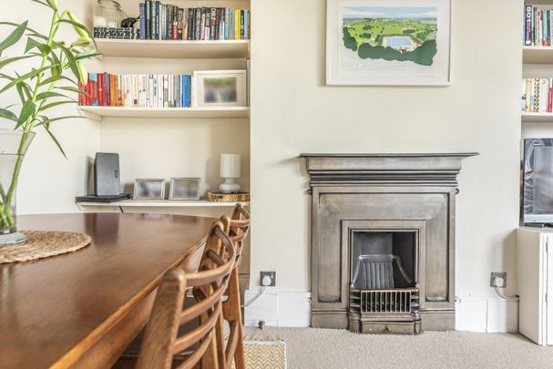 Flat to rent - Verdant Lane, London, SE6 - Photo 1