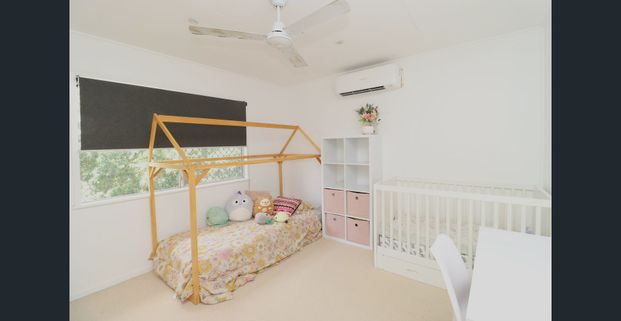 Gorgeous Home on Gazelle! - Photo 1