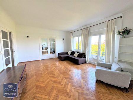 Location Appartement 4 pièces 136m² LILLE 59000 - Photo 2