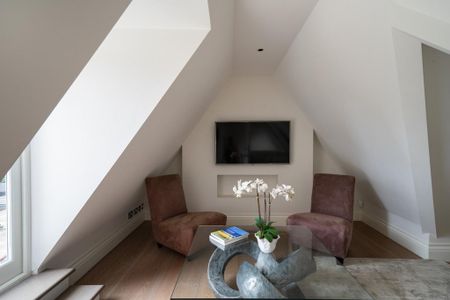 4 bedroom mews to rent - Photo 5