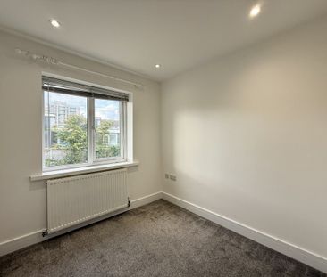 Dargle Avenue, Doncaster - Photo 1