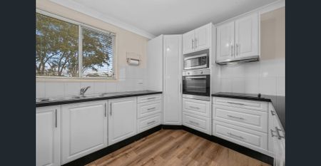 Family Lakeside Living - Photo 4