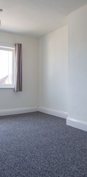 2 Bedroom Apartment For Rent - Photo 1