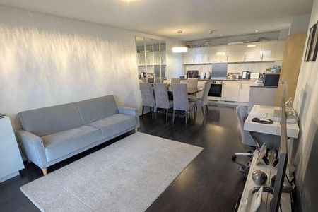 Woking, Surrey, GU22 - Photo 2