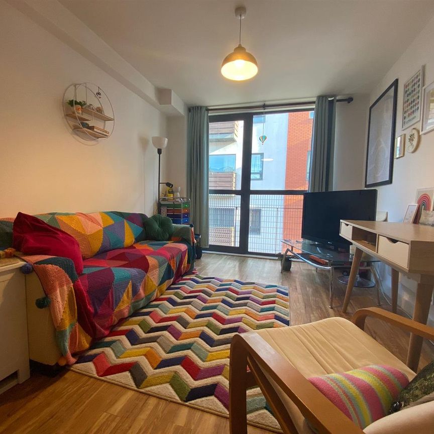 1 Bedroom Apartment To Rent - Photo 1