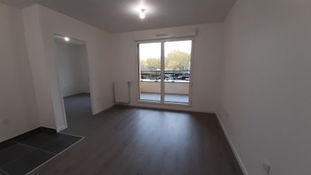 location Appartement T2 DE 36.36m² À ASNIERES SUR SEINE - Photo 4