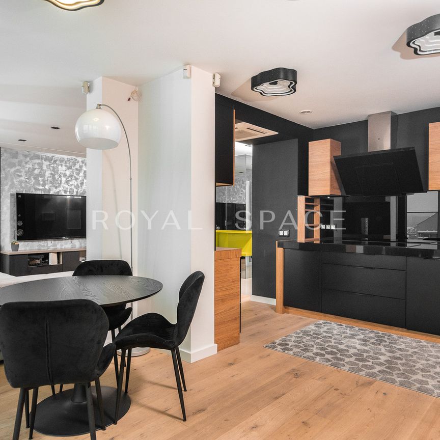 Penthouse z przeszkleniami i widokiem na Wisłę! - Photo 1