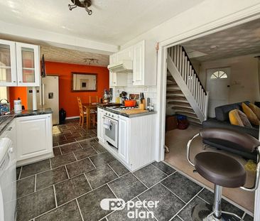 Vaindre Drive, St. Mellons, CARDIFF - Photo 4
