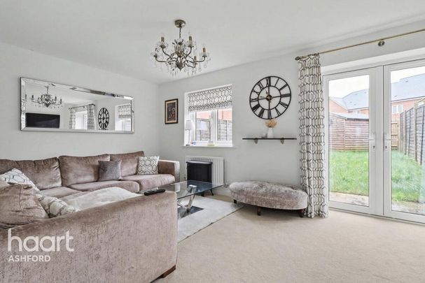 3 bedroom terraced house to rent - Photo 1