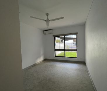 1/9 Havelock Street - Photo 2