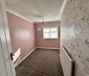 Ashfield Crescent, Dudley, DY2 - Photo 3