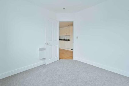 Swan Court, Hp, Hemel Hempstead, HP1 - Photo 2