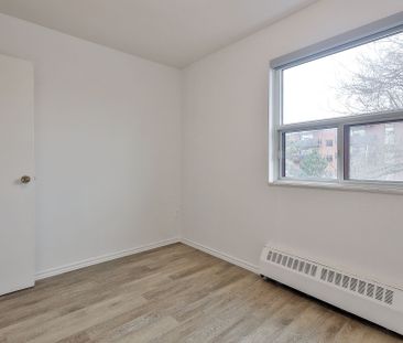 For Lease - 888 Glen Street Unit# 319, Oshawa, Ontario - Photo 2