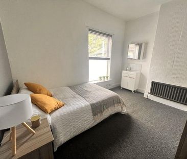 2 bedroom house share to rent - Photo 5