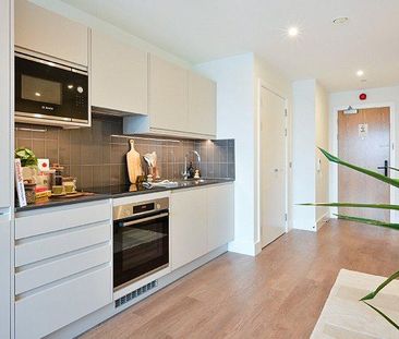 Studio to rent - Photo 6