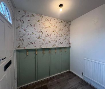 2 bedroom end of terrace house to rent - Photo 6