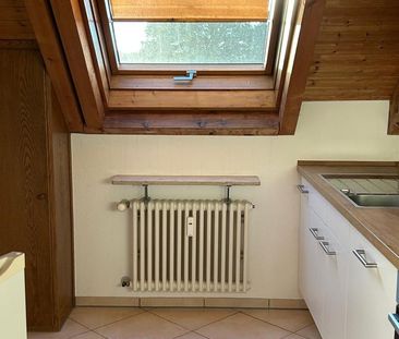 3,5-Zimmer-Dachgeschosswohnung mit Balkon, EBK in Mimmenhausen - Photo 1