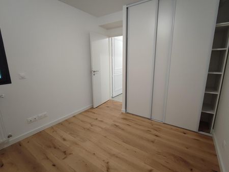 Location Appartement 4 pièces 79m² TALENCE 33400 - Photo 4
