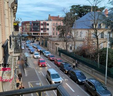 Location Appartement 4 pièces 84m² ROANNE 42300 - Photo 1