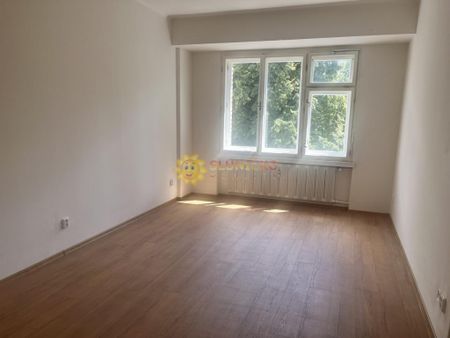Pronájem bytu 2+1 71 m2 - Fotografie 4