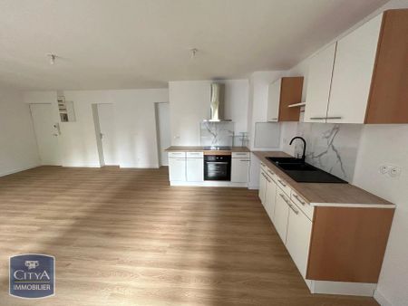Appartement à louer 5 pièces 96.16m² - Photo 3