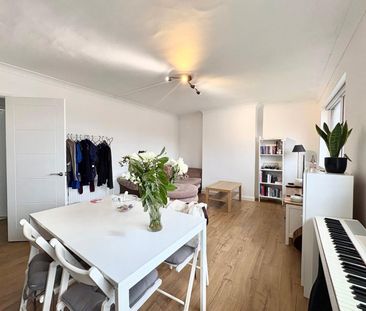 The Parade, Frimley, Camberley, Surrey, GU16 - Photo 2