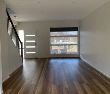 2 BEDROOM PLUS STUDY - Photo 4