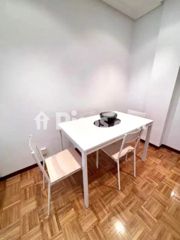 Piso en alquiler en La Calzada - Foto 4