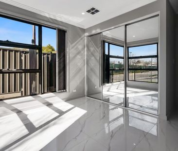 Luxurious 4 Bedroom House in Hillcrest.... - Photo 4