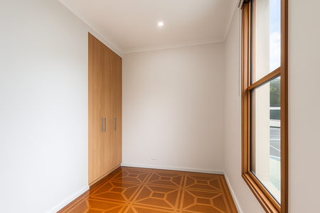 Light-Filled Two-Bedroom Apartment in a Prime Lifestyle Location! - Photo 2