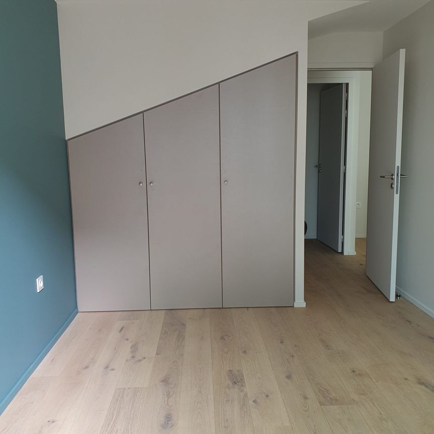 Location Appartement 3 pièces 63m² LA ROCHELLE 17000 - Photo 1