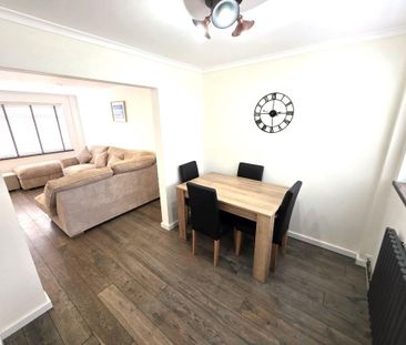 2 bedroom semi-detached house to rent - Photo 2