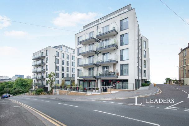 2 bedroom apartment to rent Beacon Road, Bournemouth - Photo 1