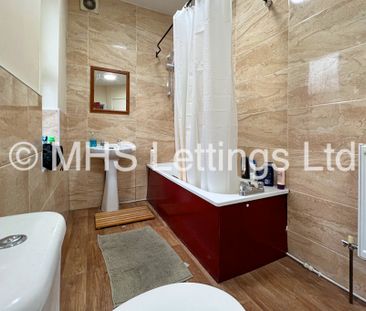 6 Bedroom Mid Terraced House for rent in Victoria Road - Photo 4
