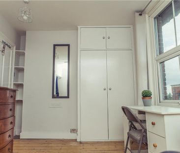 Guildford Park Road, Guildford, Surrey, GU2 7NA - Photo 3