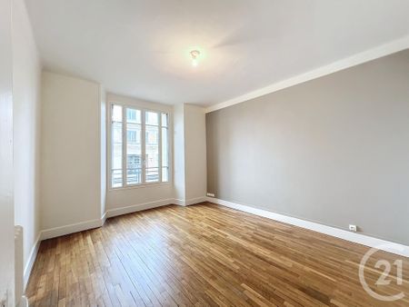 Location Appartement 3 pièces 65m² TROYES 10000 - Photo 2
