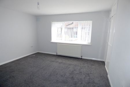 3 bed semi-detached house to rent in Blyton Avenue, South Shields, NE34 - Photo 4