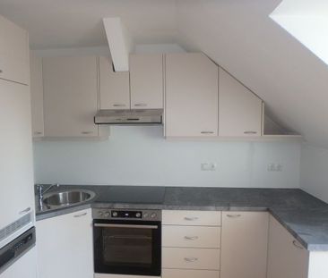 Helle 2-Zimmer Dachgeschosswohnung in Krems-Zentrum - Photo 2