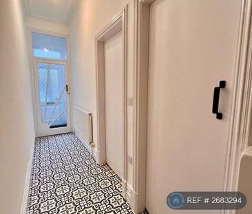 3 bedroom end of terrace house to rent - Photo 6