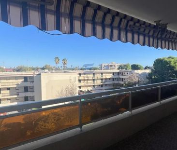 Beau 2 pièces – Emplacement privilégié à deux pas de la mer - Photo 6