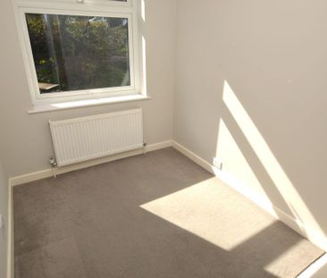 3 bedroom detached house to rent - Photo 4