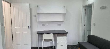 Medium Studio - Photo 2