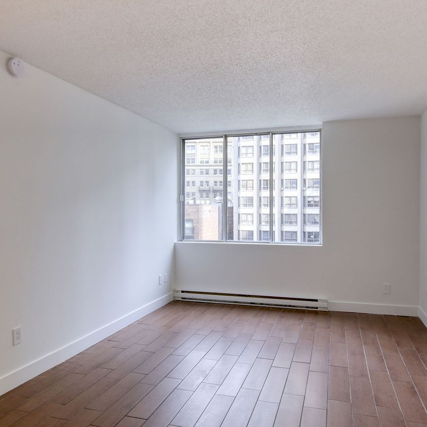 2285 Saint-Mathieu Street - Photo 1