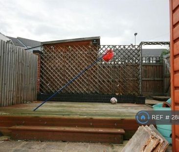 2 bedroom terraced house to rent - Photo 5
